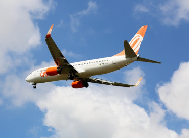 запрещают ли приставы перелеты по России при наличии задолженности - фото - 1